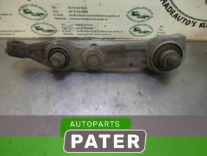 Used Front lower wishbone, left Mercedes E (W211) 2.2 E-220 CDI 16V Price € 31,50 Margin scheme offered by Autoparts Pater