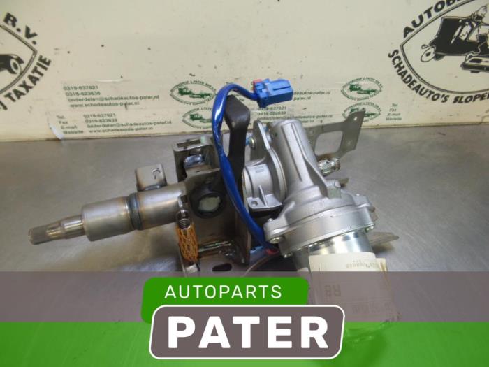 Electric power steering unit from a Renault Twingo II (CN) 1.2 16V 2013