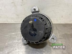 Motorlager van een BMW 5 serie Gran Turismo (F07) 520d 16V 2015