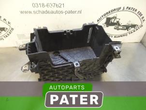 Used Battery box Renault Megane III Grandtour (KZ) 1.5 dCi 110 Price € 15,75 Margin scheme offered by Autoparts Pater