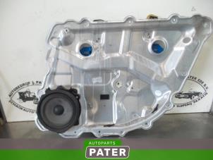 Used Rear door window mechanism 4-door, right Audi A8 (D3) 4.0 TDI V8 32V Quattro Price € 42,00 Margin scheme offered by Autoparts Pater