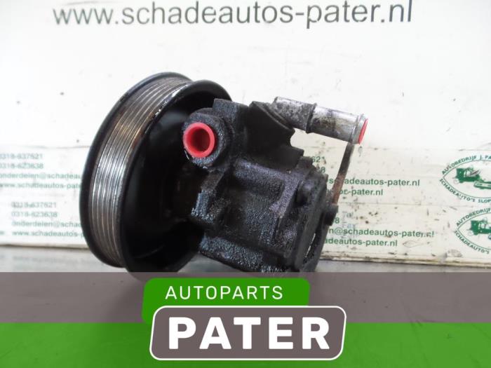 Usagé Pompe de direction Mercedes Vito (638.1/2) 2.3 108D Prix € 19,06 Prix TTC proposé par Autoparts Pater