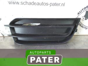 Usagé Pare-chocs grille Audi A1 (8X1/8XK) 1.2 TFSI Prix € 31,50 Règlement à la marge proposé par Autoparts Pater