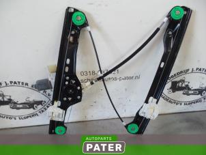 Used Window mechanism 4-door, front left BMW 3 serie (E90) 316d 16V Price € 42,00 Margin scheme offered by Autoparts Pater