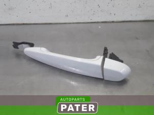 Used Front door handle 4-door, right BMW 3 serie (E90) 316i 16V Price € 31,50 Margin scheme offered by Autoparts Pater