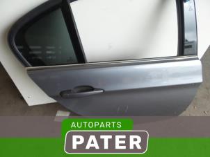Używane Drzwi prawe tylne wersja 4-drzwiowa BMW 3 serie (E90) 316i 16V Cena € 105,00 Procedura marży oferowane przez Autoparts Pater