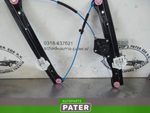 Used Window mechanism 4-door, front right BMW 3 serie (F30) 318d 2.0 16V Price € 63,00 Margin scheme offered by Autoparts Pater