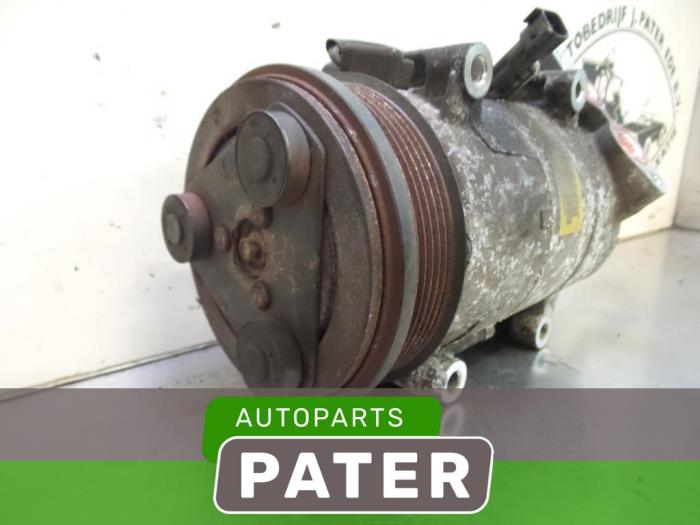 Usagé Compresseur de clim Ford Focus 2 Wagon 1.6 TDCi 16V 100 Prix € 26,25 Règlement à la marge proposé par Autoparts Pater
