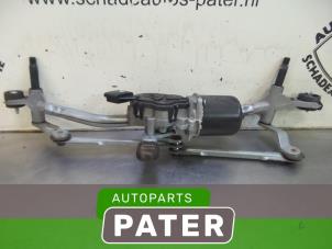 Used Wiper motor + mechanism Citroen DS3 Cabrio (SB) 1.2 12V PureTech 82 Price € 21,00 Margin scheme offered by Autoparts Pater