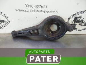 Used Lower wishbone, rear right Ford C-Max (DXA) 1.0 Ti-VCT EcoBoost 12V 125 Price € 78,75 Margin scheme offered by Autoparts Pater