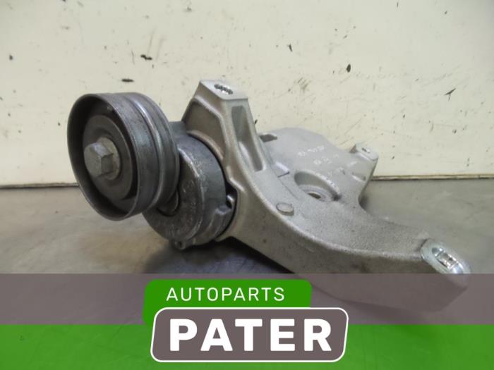Air conditioning bracket from a Volkswagen Beetle (16AB) 1.2 TSI 2012