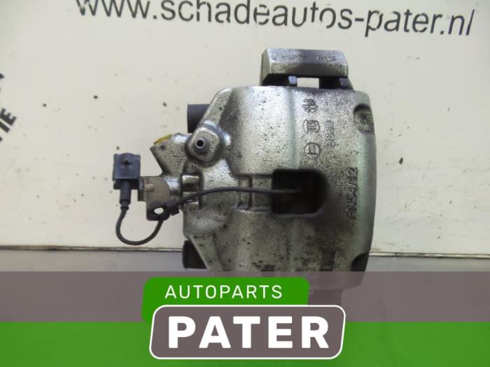 Gebrauchte Bremszange links vorne Fiat 500 (312) 0.9 TwinAir 105 Preis € 21,00 Margenregelung angeboten von Autoparts Pater