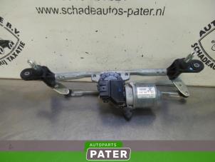 Used Wiper motor + mechanism Fiat 500 (312) 0.9 TwinAir 80 Price € 47,25 Margin scheme offered by Autoparts Pater