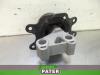 Gearbox mount from a Opel Tigra Twin Top, 2004 / 2010 1.3 CDTi 16V, Convertible, Diesel, 1.248cc, 52kW (71pk), FWD, Z13DT; EURO4, 2004-06 / 2010-12 2006