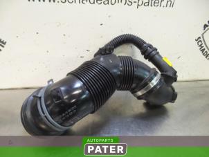 Used Air intake hose Volkswagen Caddy IV 2.0 TDI 102 Price € 38,12 Inclusive VAT offered by Autoparts Pater