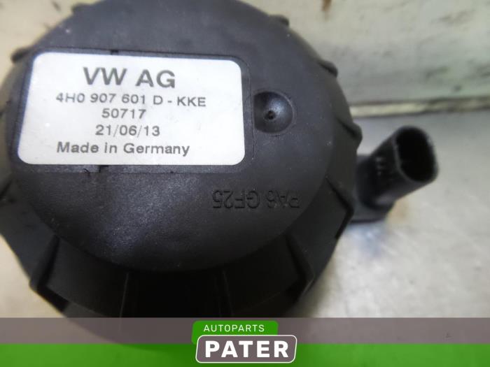 Alarm siren from a Volkswagen Golf VII (AUA) 2.0 GTI 16V Performance Package 2013