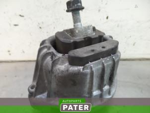 Used Engine mount BMW 3 serie (E90) 318d 16V Price € 42,00 Margin scheme offered by Autoparts Pater