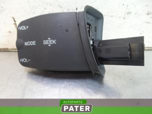Used Steering wheel mounted radio control Ford Focus 2 1.6 16V Price € 26,25 Margin scheme offered by Autoparts Pater