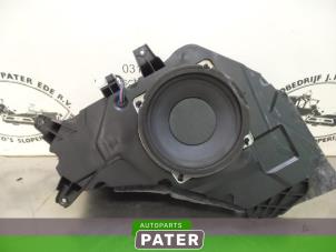 Used Subwoofer Hyundai iX35 (LM) 1.7 CRDi 16V Price € 78,75 Margin scheme offered by Autoparts Pater