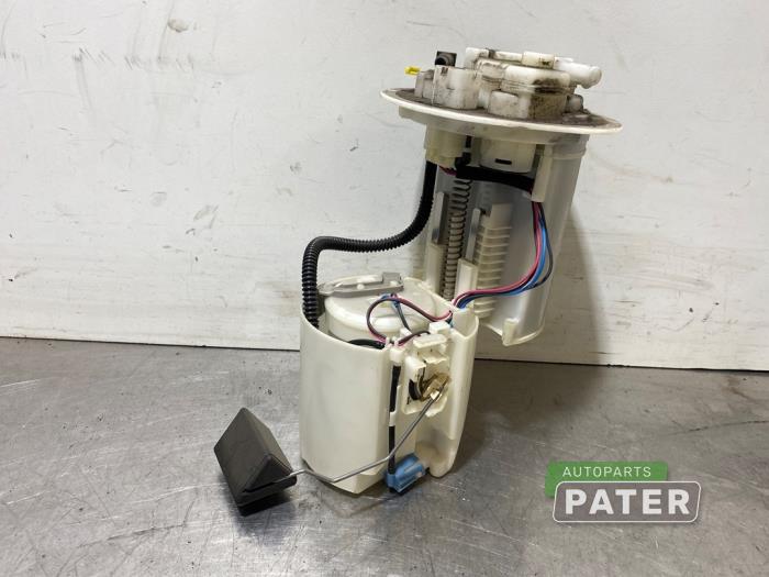 Begagnade Bensinpump Toyota Prius Plus (ZVW4) 1.8 Hybrid 16V Pris € 21,00 Marginaltabell erbjuds av Autoparts Pater