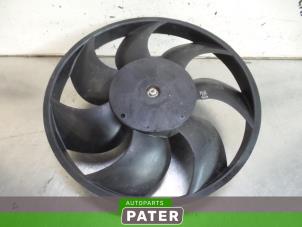Used Air conditioning cooling fans Renault Master IV (MA/MB/MC/MD/MH/MF/MG/MH) 2.3 dCi 16V Price € 95,29 Inclusive VAT offered by Autoparts Pater