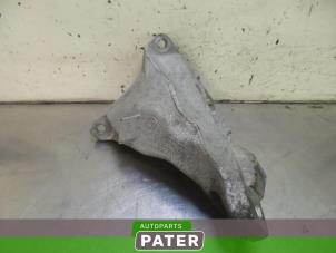 Used Engine mount BMW 3 serie (E90) 316i 16V Price € 21,00 Margin scheme offered by Autoparts Pater