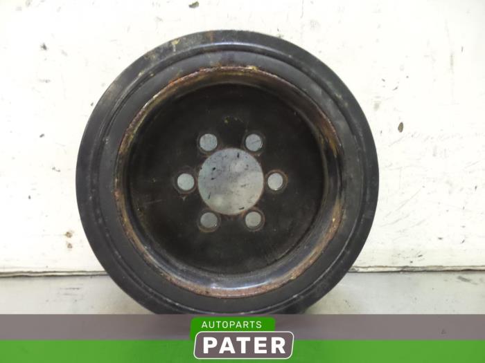 Crankshaft pulley from a BMW 3 serie (E90) 316i 16V 2009