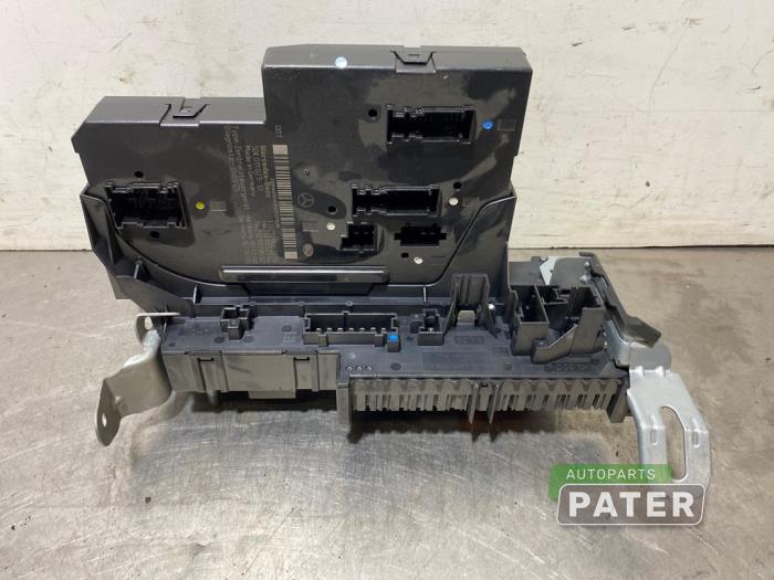 Begagnade Säkringsbox Mercedes E (W212) E-250 CGI 16V BlueEfficiency Pris € 78,75 Marginaltabell erbjuds av Autoparts Pater