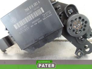 Used PDC Module Volkswagen Polo IV (9N1/2/3) 1.4 16V Price € 42,00 Margin scheme offered by Autoparts Pater