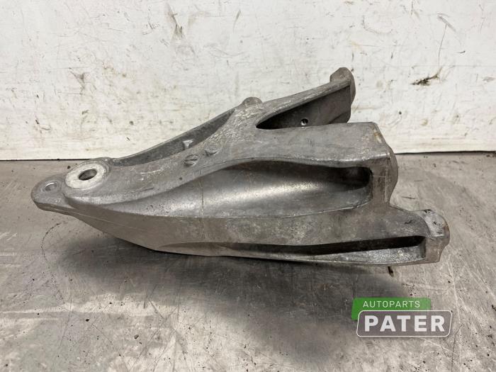 Used Engine mount Volkswagen Transporter T6 2.0 TDI DRF Price € 25,41 Inclusive VAT offered by Autoparts Pater