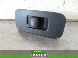 Used Electric window switch Volvo V40 (MV) 2.0 D2 16V Price € 21,00 Margin scheme offered by Autoparts Pater