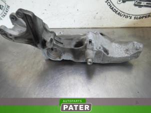 Used Air conditioning bracket Renault Laguna III Estate (KT) 2.0 Turbo 16V Price € 78,75 Margin scheme offered by Autoparts Pater