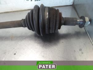 Used Front drive shaft, right Peugeot 308 SW (L4/L9/LC/LJ/LR) 1.6 BlueHDi 120 Price € 42,00 Margin scheme offered by Autoparts Pater