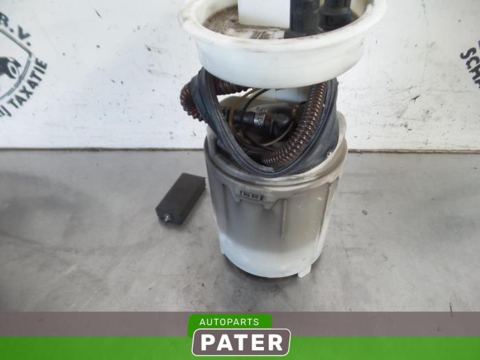 Begagnade Boosterpump Skoda Octavia (1Z3) 2.0 TDI PD 16V Pris € 21,00 Marginaltabell erbjuds av Autoparts Pater