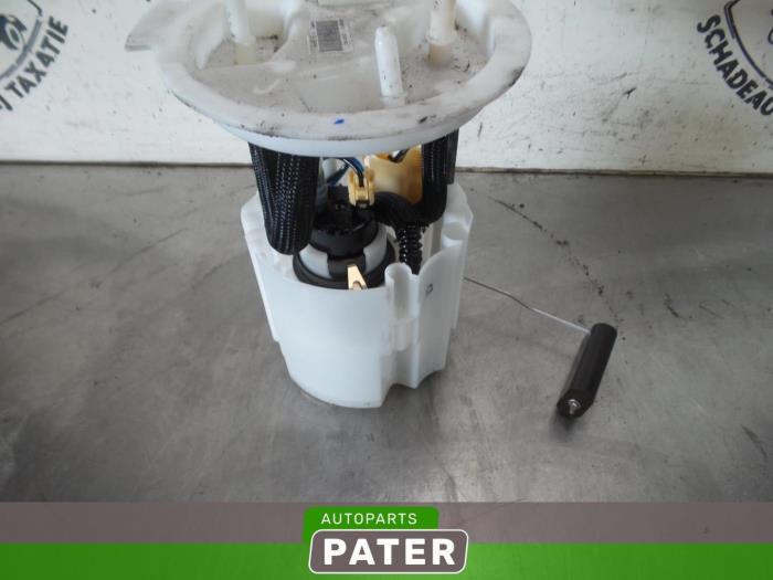 Begagnade Boosterpump Volvo V40 (MV) 2.0 D2 16V Pris € 42,00 Marginaltabell erbjuds av Autoparts Pater