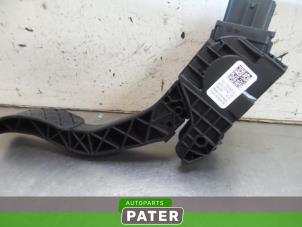 Used Accelerator pedal Volkswagen Up! (121) 1.0 12V 60 Price € 26,25 Margin scheme offered by Autoparts Pater