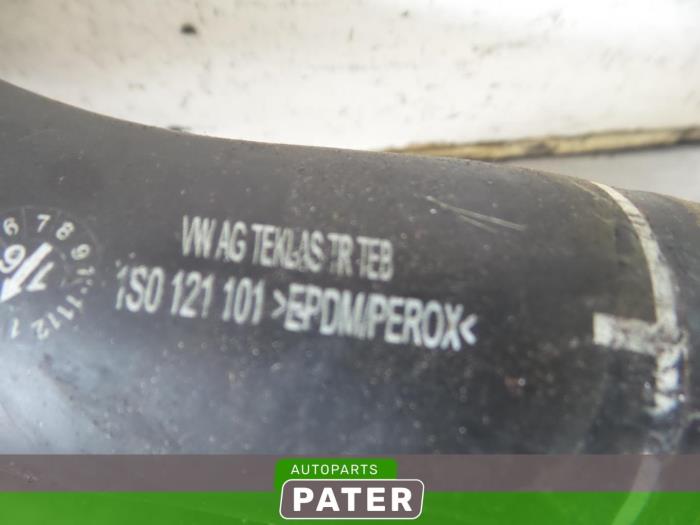 Hose (miscellaneous) from a Volkswagen Up! (121) 1.0 12V 60 2016