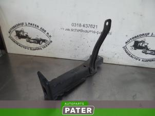 Used Front bumper bracket, left Fiat Panda (312) 0.9 TwinAir 60 Price € 52,50 Margin scheme offered by Autoparts Pater