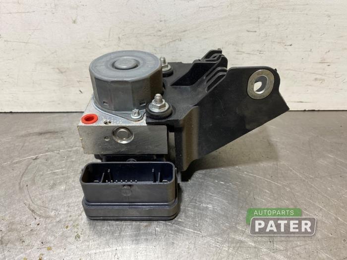 Używane Pompa ABS Fiat Panda (312) 0.9 TwinAir 60 Cena € 26,25 Procedura marży oferowane przez Autoparts Pater