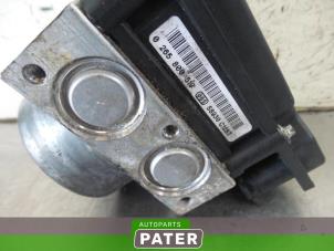 Used ABS pump Renault Scénic II (JM) 1.9 dCi 130 Price € 36,75 Margin scheme offered by Autoparts Pater