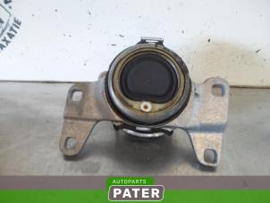 Used Gearbox mount Volvo V40 (MV) 2.0 D2 16V Price € 63,00 Margin scheme offered by Autoparts Pater