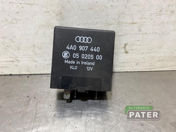 Begagnade Relä Volkswagen Transporter T5 2.5 TDi PF Pris € 25,41 Inklusive moms erbjuds av Autoparts Pater