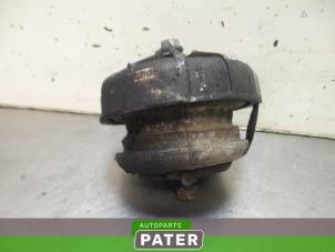 Used Engine mount Mercedes Vito (639.6) 3.0 120 CDI V6 24V Price € 50,82 Inclusive VAT offered by Autoparts Pater