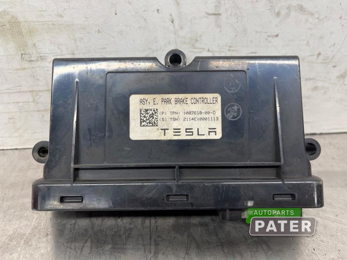 Używane Modul hamulca postojowego Tesla Model S 85 Cena € 52,50 Procedura marży oferowane przez Autoparts Pater