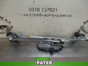 Used Wiper motor + mechanism BMW X6 (F16) xDrive30d 3.0 24V Price € 105,00 Margin scheme offered by Autoparts Pater