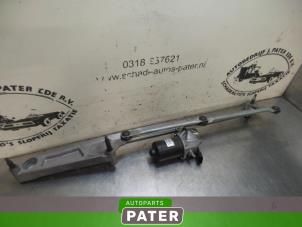 Used Wiper motor + mechanism Mercedes SLK (R171) 1.8 200 K 16V Price € 105,00 Margin scheme offered by Autoparts Pater
