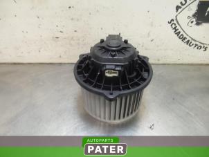 Usados Motor de ventilador de calefactor Kia Picanto (TA) 1.0 12V Precio € 52,50 Norma de margen ofrecido por Autoparts Pater