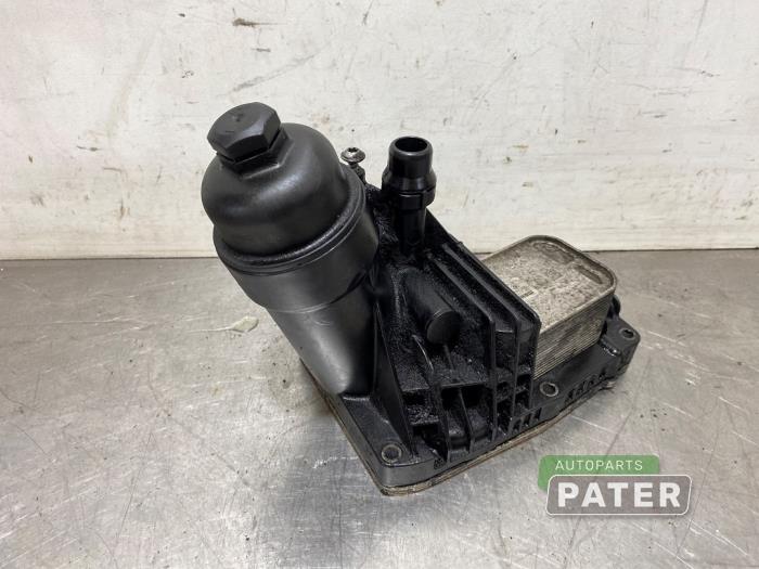 Gebrauchte Ölfiltergehäuse BMW 3 serie (F30) 320d 2.0 16V Performance Power Kit Preis € 31,50 Margenregelung angeboten von Autoparts Pater