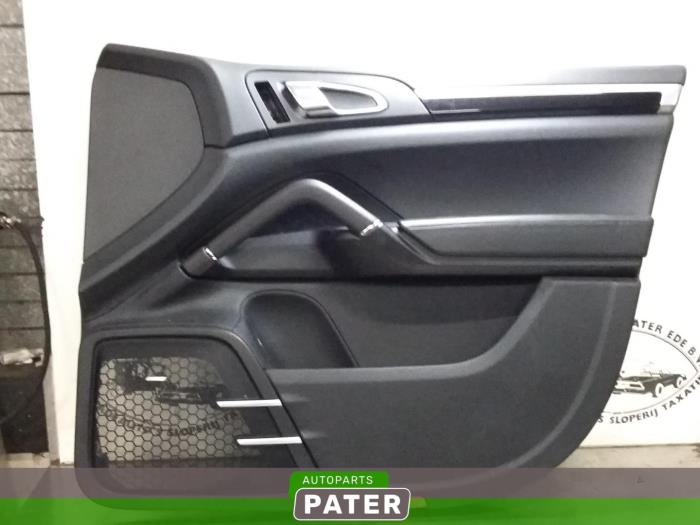 Used Porsche Cayenne Ii 92a 3 0 D V6 24v Front Door Trim 4 Door