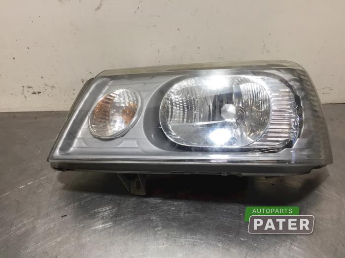Używane Reflektor lewy Fiat Scudo (220Z) 2.0 16V Cena € 31,76 Z VAT oferowane przez Autoparts Pater